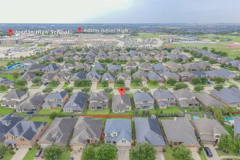 4207 Astoria Manor Lane Fulshear TX 77441