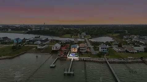 1918 Todville Road Seabrook TX 77586