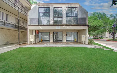 3015 Walnut Bend Lane 24 Houston TX 77042