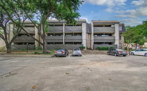 3015 Walnut Bend Lane 24 Houston TX 77042