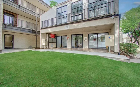3015 Walnut Bend Lane 24 Houston TX 77042