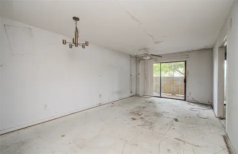 3015 Walnut Bend Lane 24 Houston TX 77042