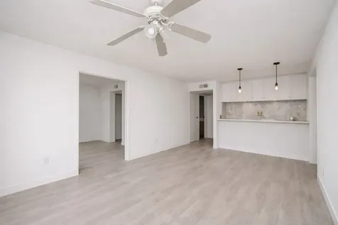3015 Walnut Bend Lane 24 Houston TX 77042
