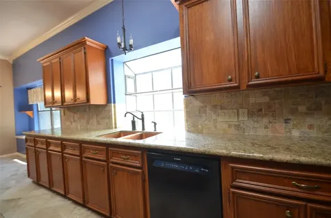 110 Sea Mist Drive League City TX 77573