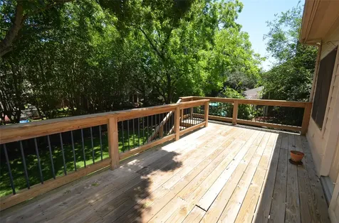 110 Sea Mist Drive League City TX 77573