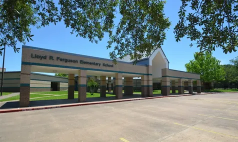 110 Sea Mist Drive League City TX 77573