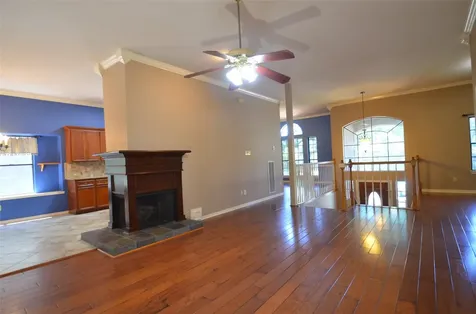 110 Sea Mist Drive League City TX 77573