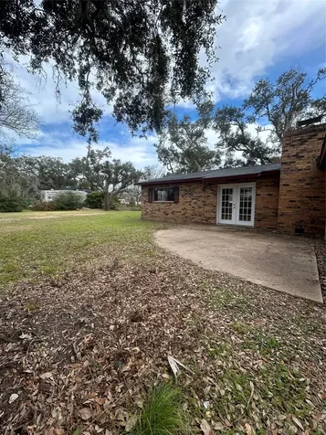 5811 E S F Austin Road Jones Creek TX 77541