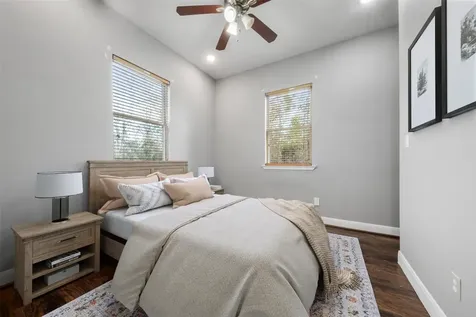 394 Rd 5102 H Cleveland TX 77327