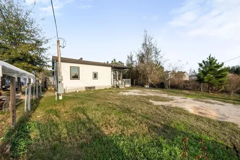 394 Rd 5102 H Cleveland TX 77327