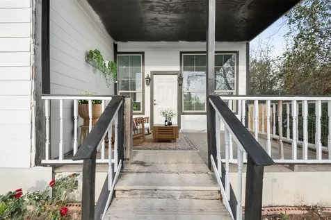 394 Rd 5102 H Cleveland TX 77327
