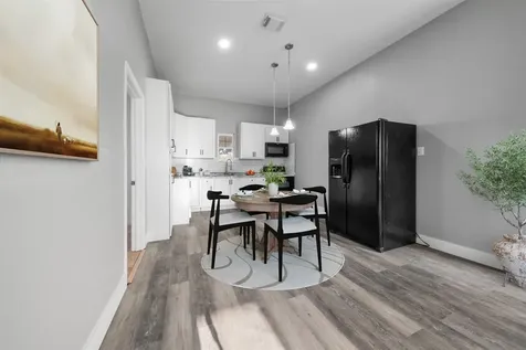 394 Rd 5102 H Cleveland TX 77327