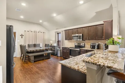 128 Dove Court Navasota TX 77868