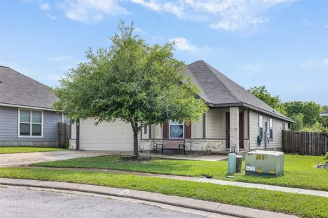 128 Dove Court Navasota TX 77868