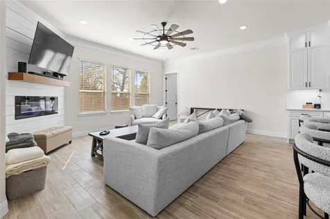 311 Bentwood Court Montgomery TX 77356