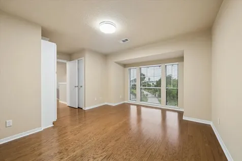 18507 Sandy Cove Nassau Bay TX 77058