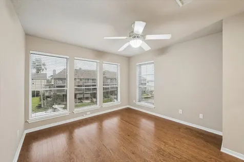18507 Sandy Cove Nassau Bay TX 77058