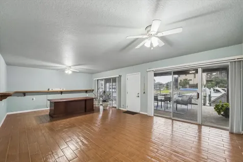 18507 Sandy Cove Nassau Bay TX 77058