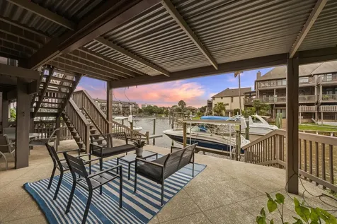 18507 Sandy Cove Nassau Bay TX 77058