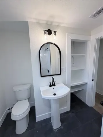 1526 E 32nd 1/2 Street Houston TX 77022
