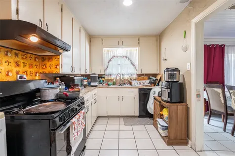 1504 Harris Avenue Pasadena TX 77506