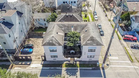 415 Fairview Avenue 3 Houston TX 77006