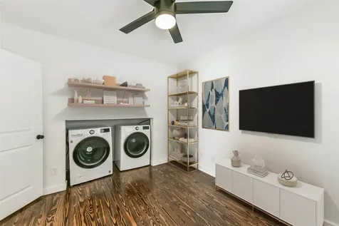 415 Fairview Avenue 3 Houston TX 77006