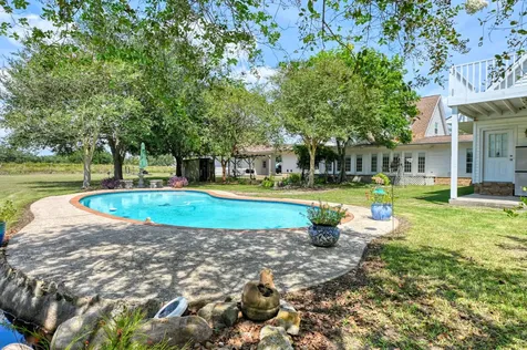 5248 Fm 457 Bay City TX 77414