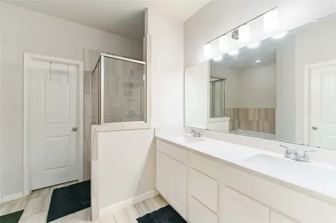 7002 Victorville Drive Rosharon TX 77583