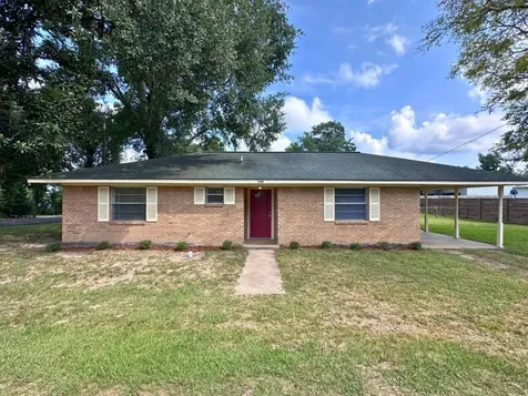 709 Baker Street Huntsville TX 77340