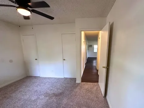 709 Baker Street Huntsville TX 77340