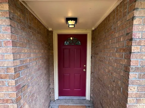 709 Baker Street Huntsville TX 77340