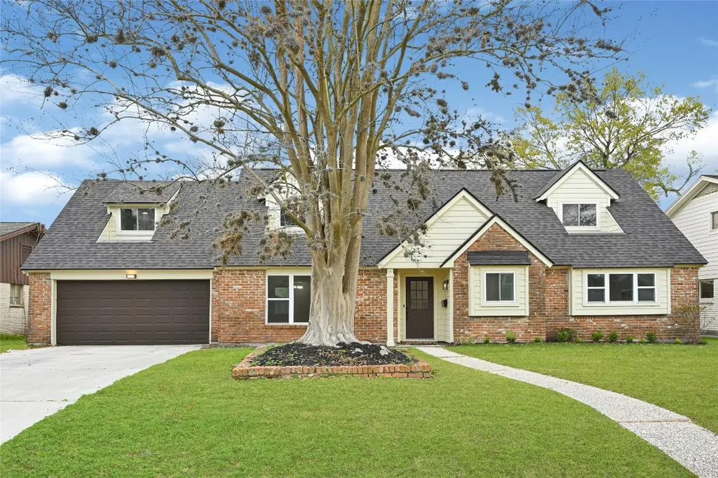 435 Bayou View Drive El Lago TX 77586