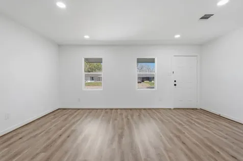 5962 Ridgeway Drive Houston TX 77033