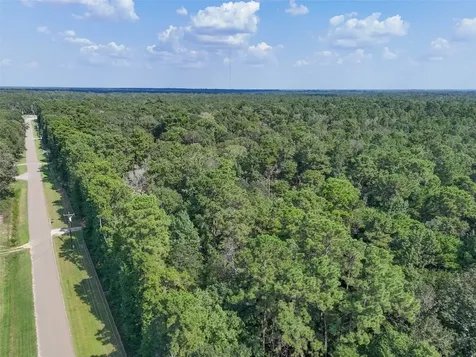 20818 Red Oak Drive Cleveland TX 77328