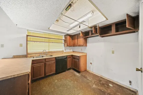 12807 Grand Cross Lane Houston TX 77072