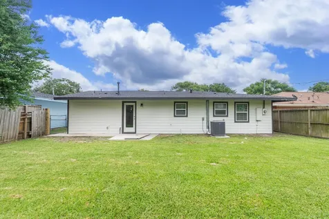 2114 Linden Creek Lane Houston TX 77017