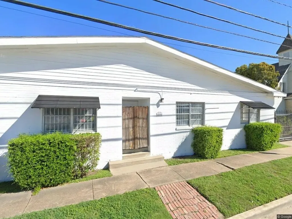5106 Center Street Houston TX 77007