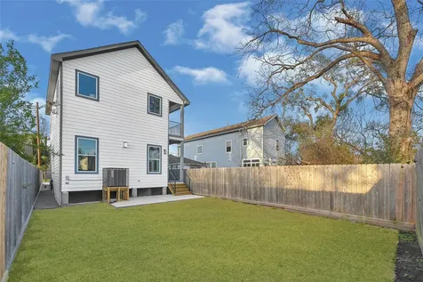 1416 East 31st Houston TX 77022