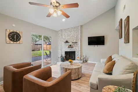 2523 Village Oak Drive Katy TX 77493