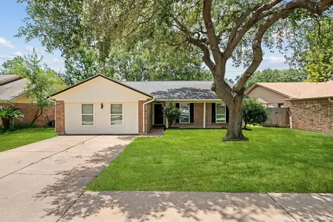 2523 Village Oak Drive Katy TX 77493