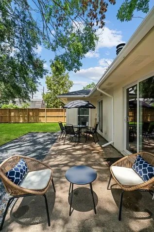2523 Village Oak Drive Katy TX 77493