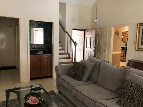 8715 Lawncliff Lane Houston TX 77040