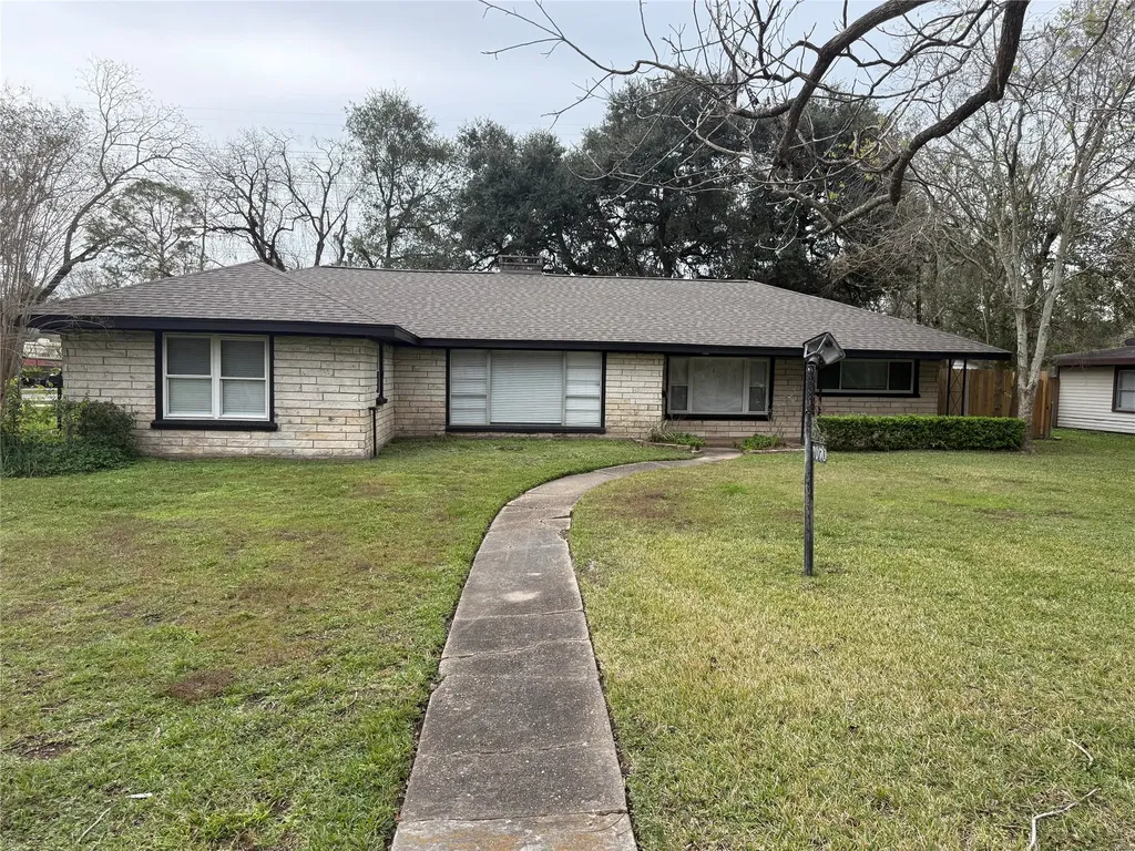 7070 Brace Street Houston TX 77061