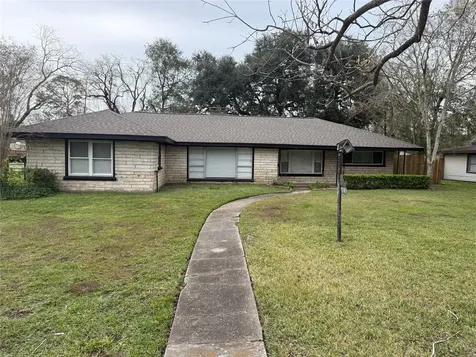 7070 Brace Street Houston TX 77061