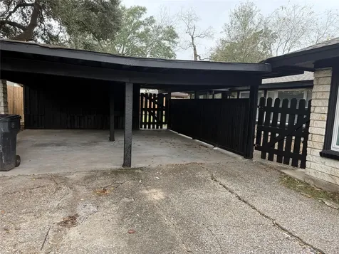 7070 Brace Street Houston TX 77061
