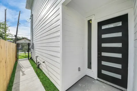 1917 West Street Houston TX 77026