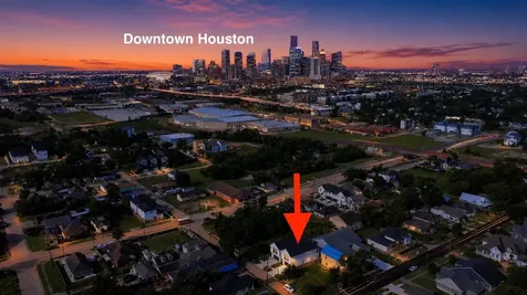 1917 West Street Houston TX 77026