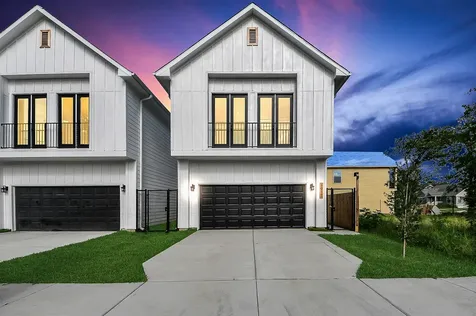 1917 West Street Houston TX 77026