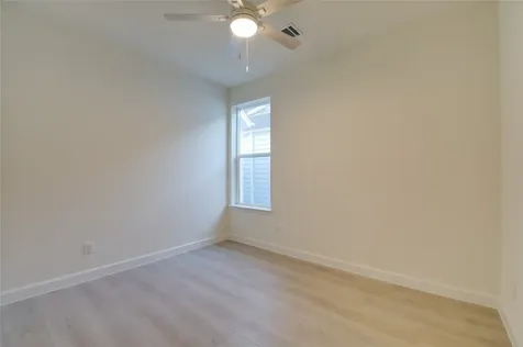 957 Ringold Street Houston TX 77088